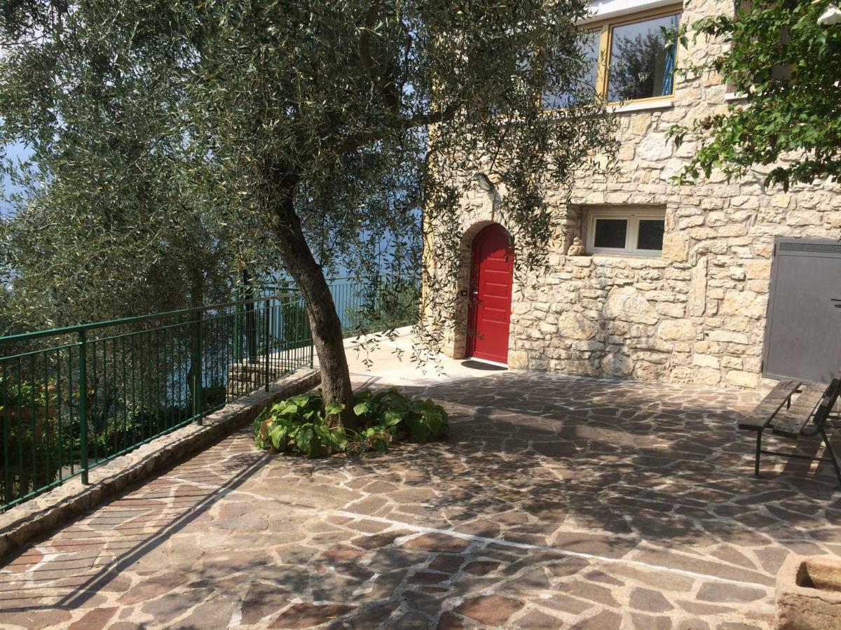 Appartamento Cadelagnel Castelletto Di Brenzone Exterior foto
